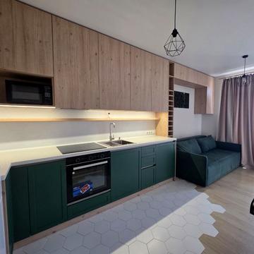 Василя Гаджеги вул., (Будинок 7)