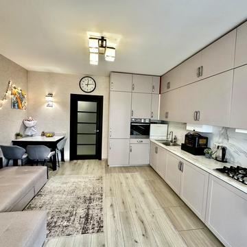 Тараса Шевченка бульв., 1