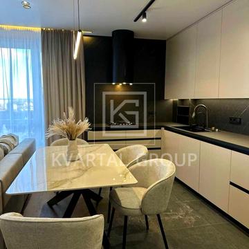 Василя Стуса вул. (Пушкінська), 27