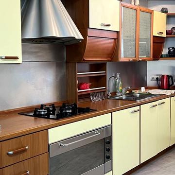 Ярослава Мудрого вул. (Петровського), 36