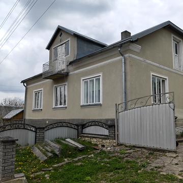 Богдана Лепкого вул., 4
