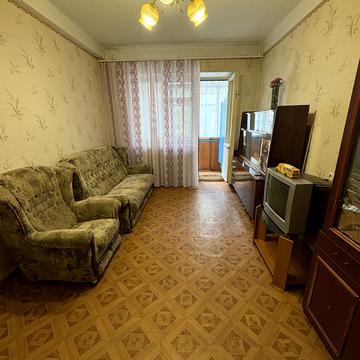 Штурмова вул., 3