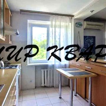 майдан Незалежності пл., 1Б