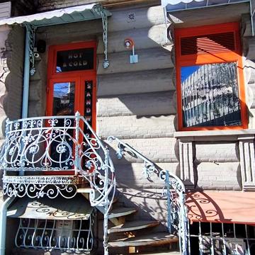 Велика Житомирська вул., 34а