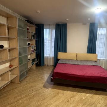 Золотоустівська вул., 10-12