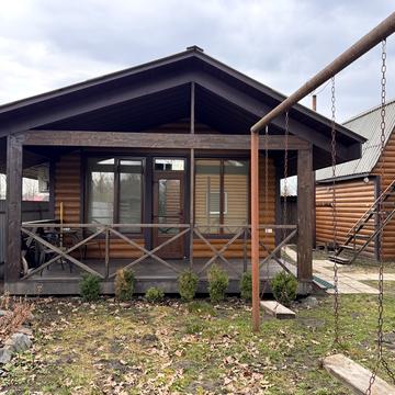 Незалежності, 76