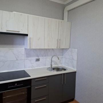 Шкільна вул., 35