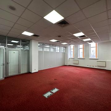 Героїв Космосу вул., 4