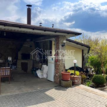 Ялтинський пров., 12