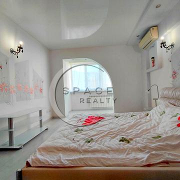 Героїв Дніпра вул., 32