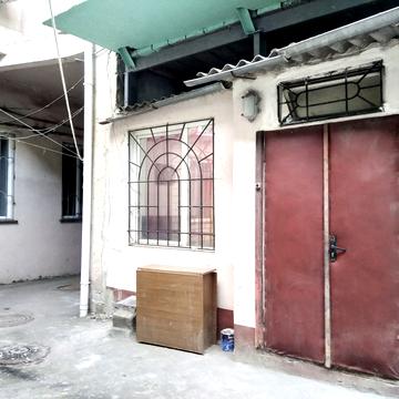 Мала Арнаутська вул., 8