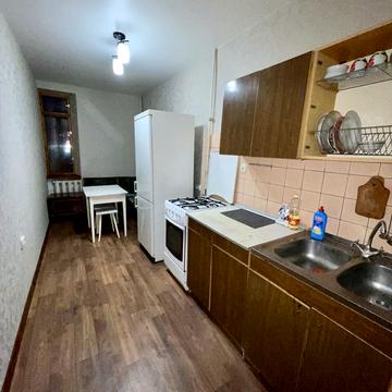 Гуданова вул., 5/7