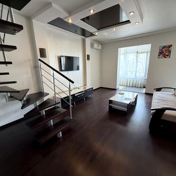 Львівська вул., 27