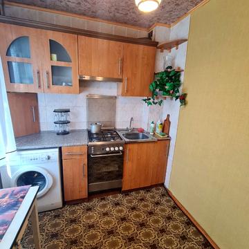 Гвардійців-Широнінців вул., 44