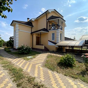 Прорізний провулок, 4