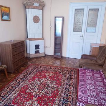 Миколи Лисенка вул., 42