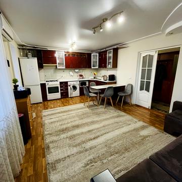 Садова вул., 50