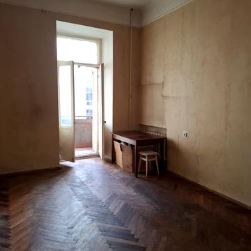 Велика Васильківська вул. (Червоноармійська), 76