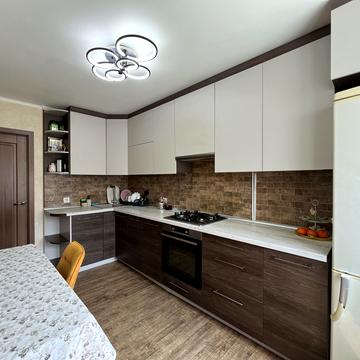 Сімї Глодан вул., 6