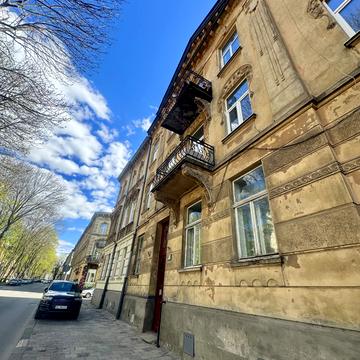 Костя Левицького вул. (), 52