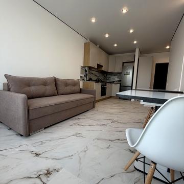 Роксоляни вул., (Будинок 2)