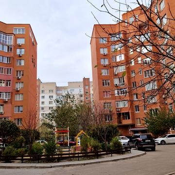 Героїв України просп. (Героїв Сталінграду), 13-Ж