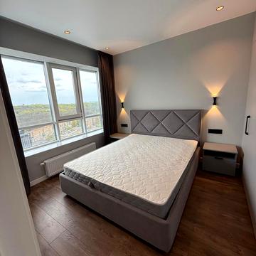 Ужгородський пров., 4/1