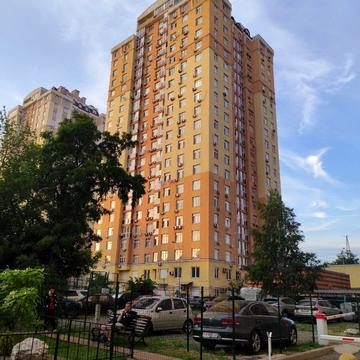 Гната Хоткевича вул. (Червоногвардійська), 12