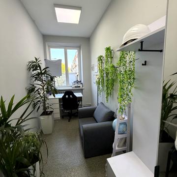 майдан Незалежності пл., 3