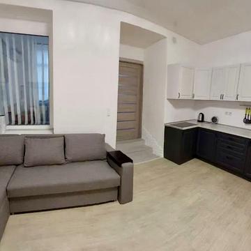 Межигірська вул., 5