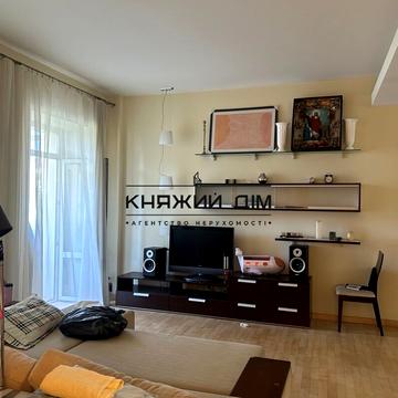 Вячеслава Липинського вул. (Чапаєва), 9