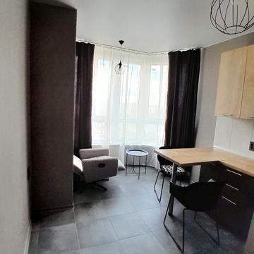 Дніпровська набережна вул., 17-К