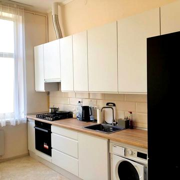 Івана Рутковича вул. (), 3