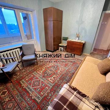 Докучаєвська вул., 16