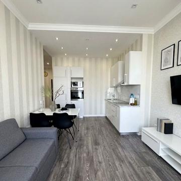 Саперне Поле вул., 12