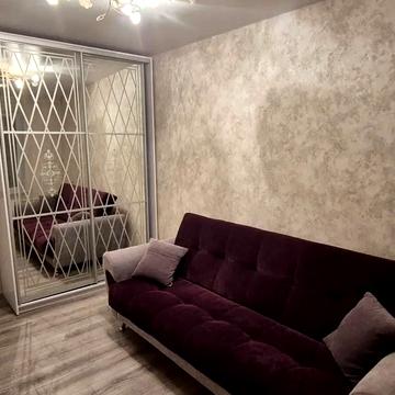 Миропільська вул., 3