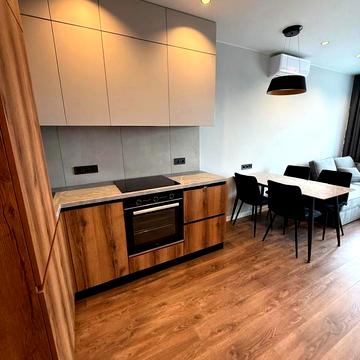 Ужгородський пров., 4/1