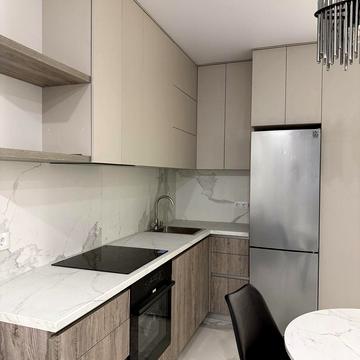 Олександра Олеся вул., 8/17