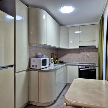 Соломянська вул., 35