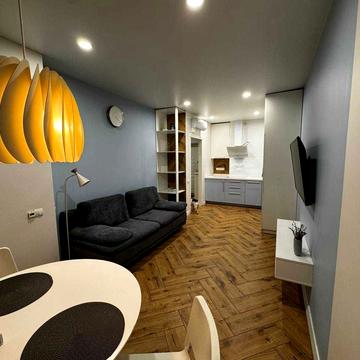 Нижньоключова вул., 14