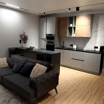 Лесі Українки вул., 43