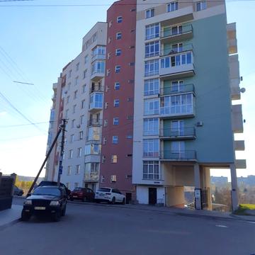 Медової Печери вул. (), 40