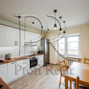 Миколи Бажана просп., 5-Г