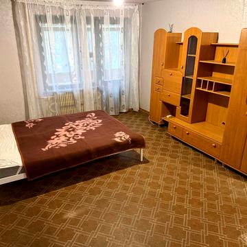 5-й Зарічний мікрорайон , 13