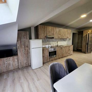 Слобідська вул., 5