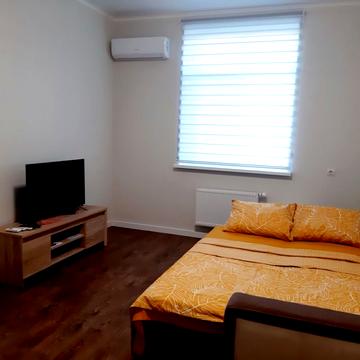 Трамвайна вул., 29