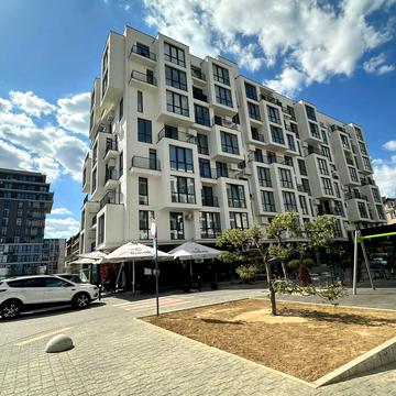 Миколи Бобяка вул., (Будинок 4)