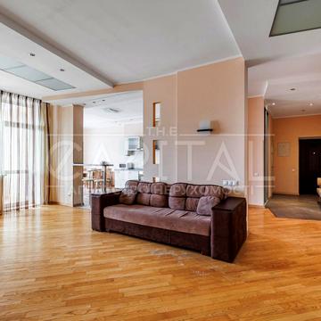 Лесі Українки бульв., 7-Б