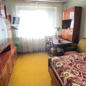 Амосова вул. (Корчагінців), 13