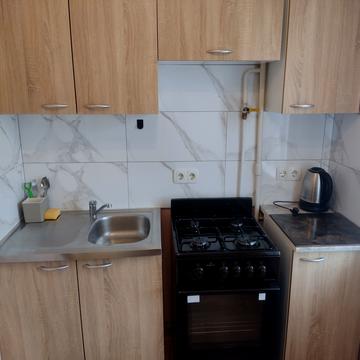 Петропавлівська вул., 26